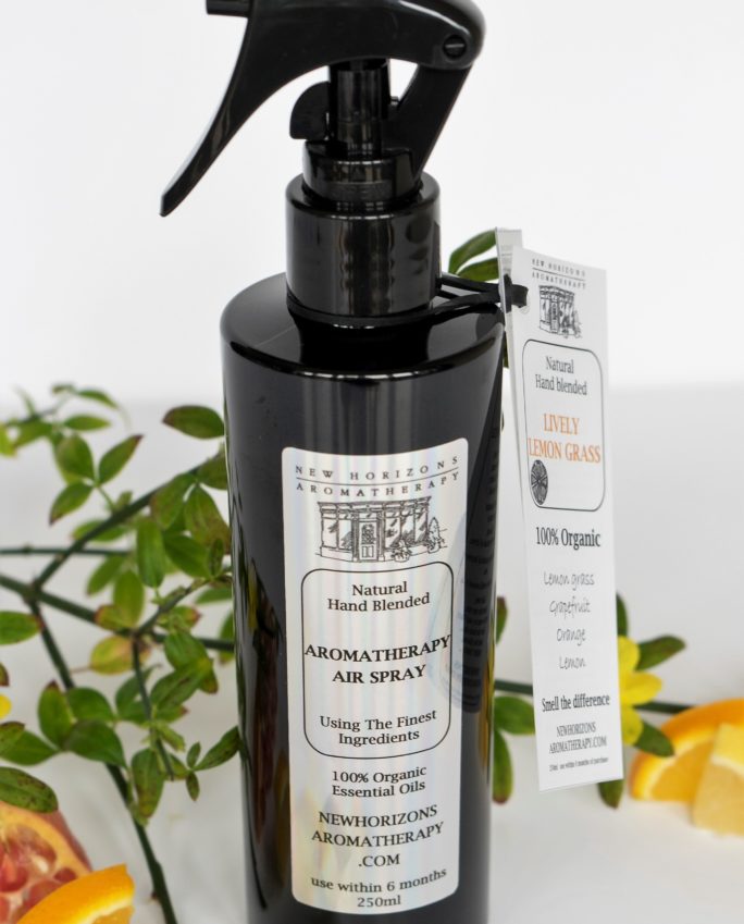 Lively lemongrass air spray